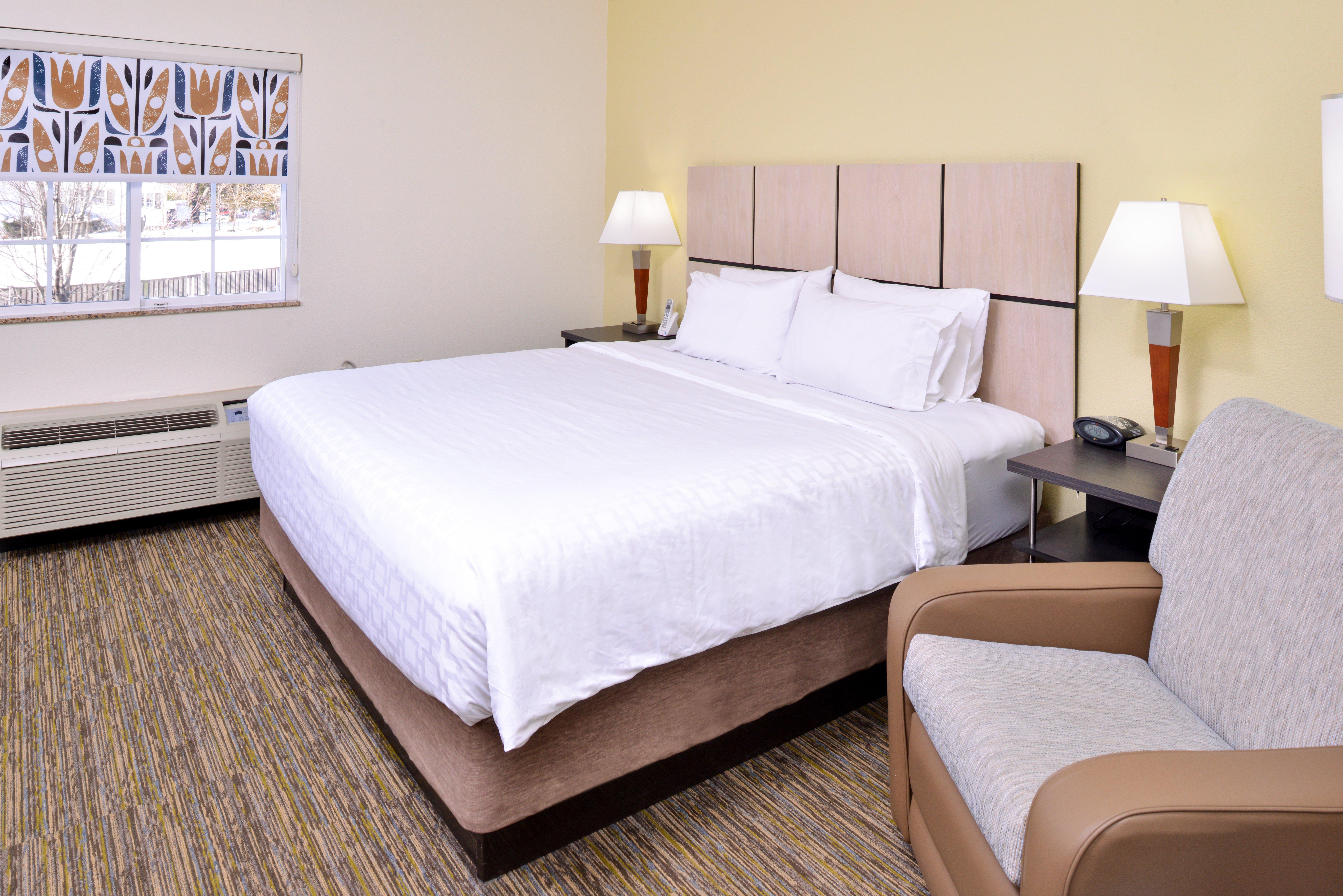 Candlewood Suites Winchester By Ihg Eksteriør billede