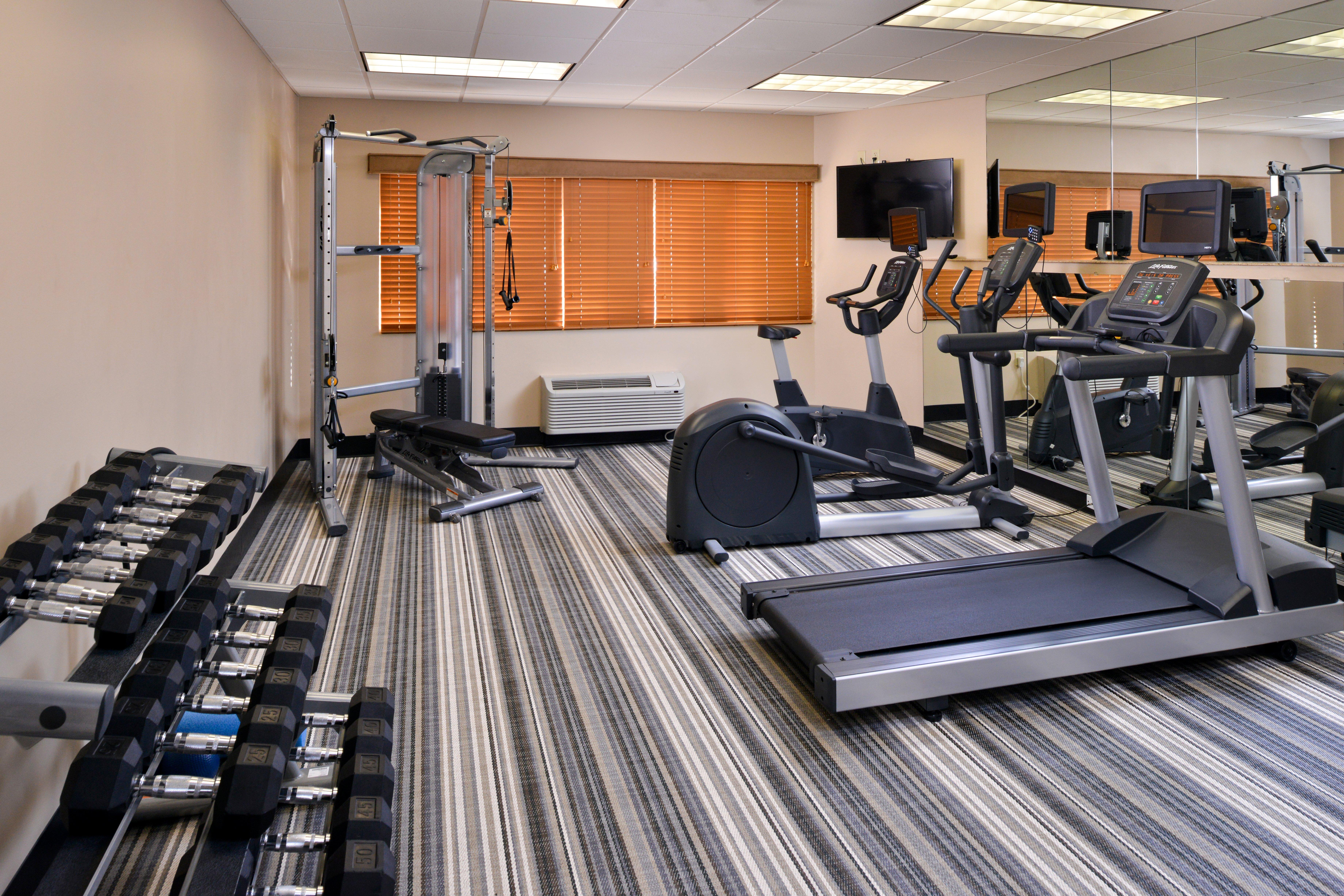 Candlewood Suites Winchester By Ihg Eksteriør billede