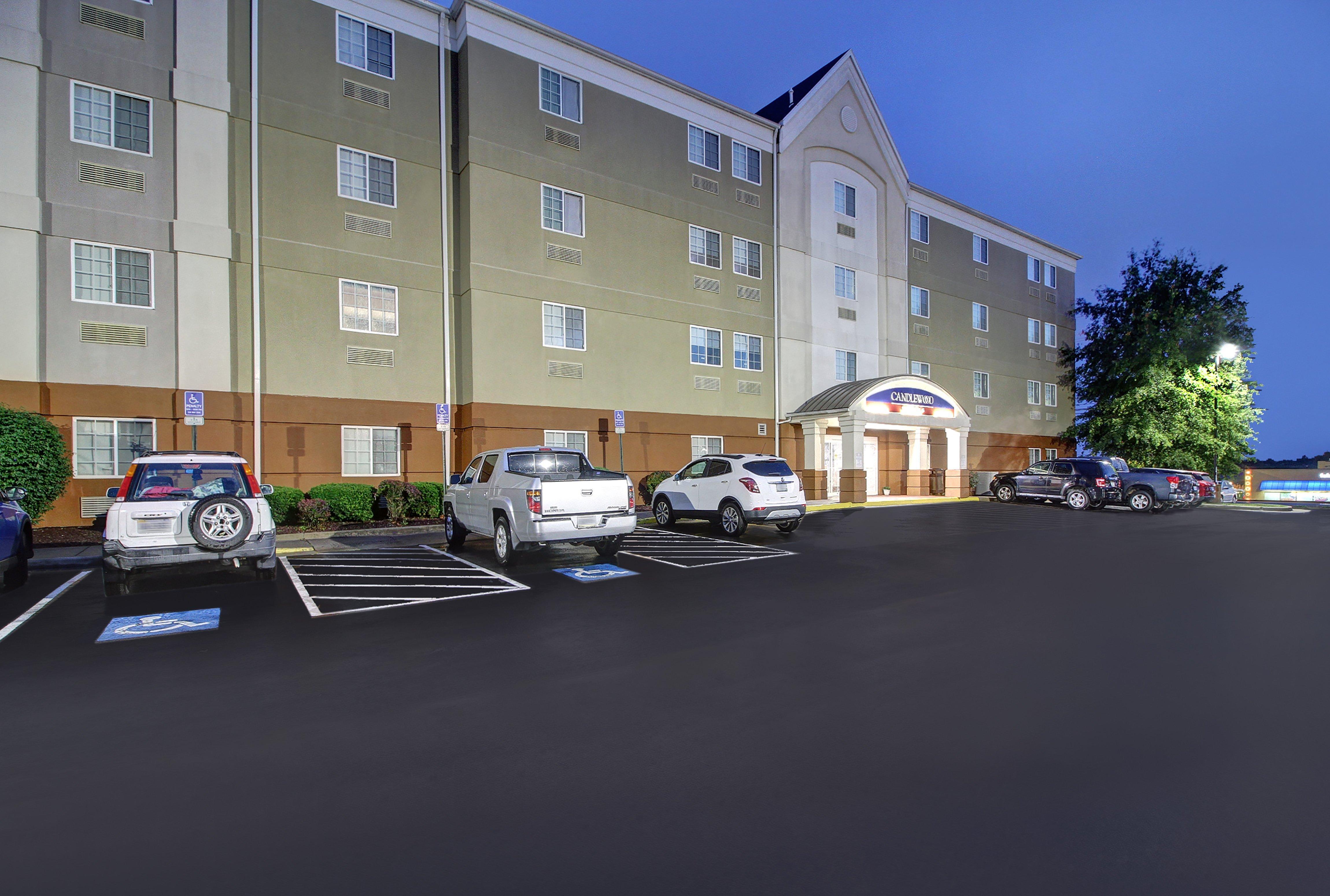 Candlewood Suites Winchester By Ihg Eksteriør billede