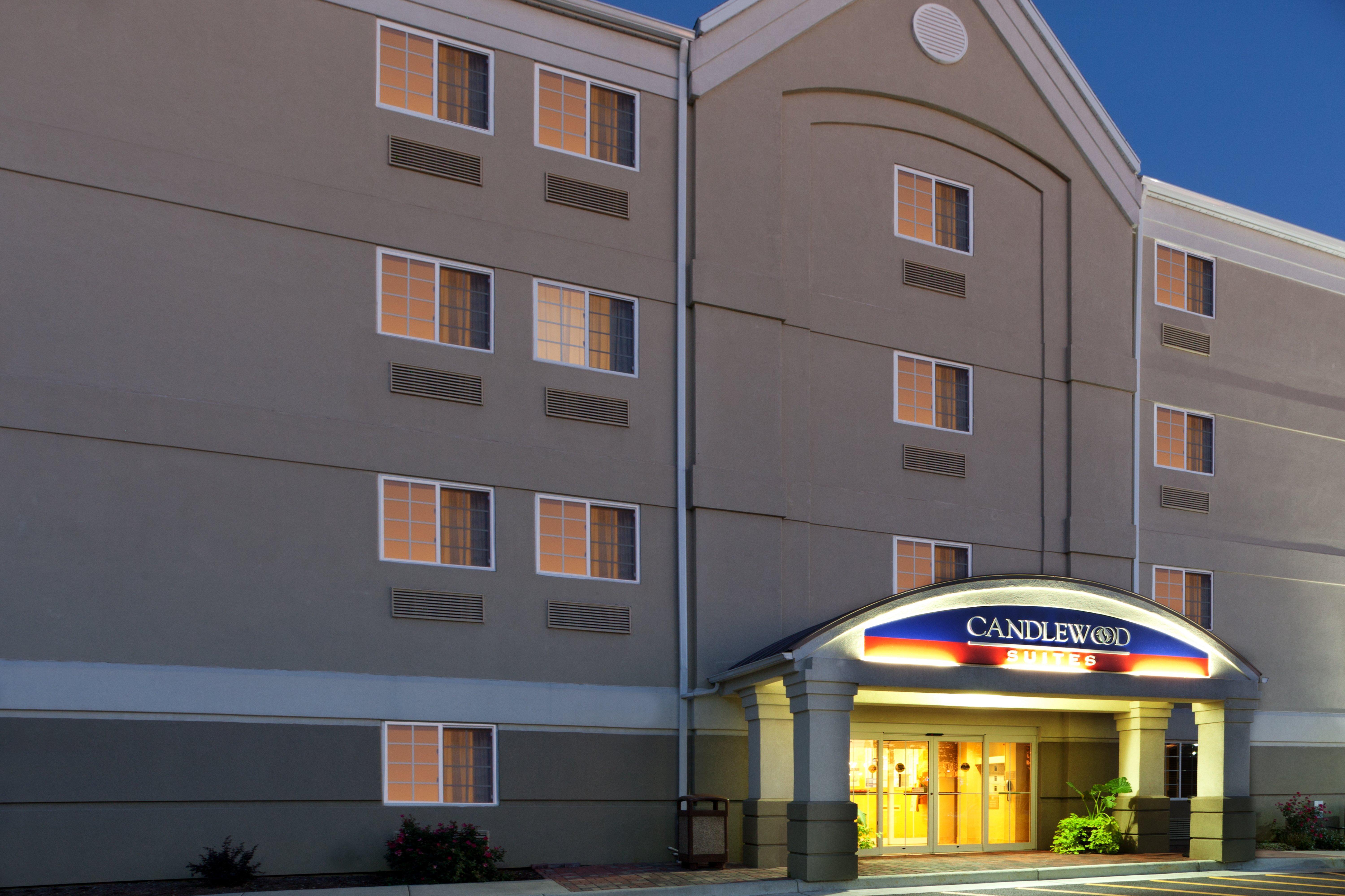 Candlewood Suites Winchester By Ihg Eksteriør billede