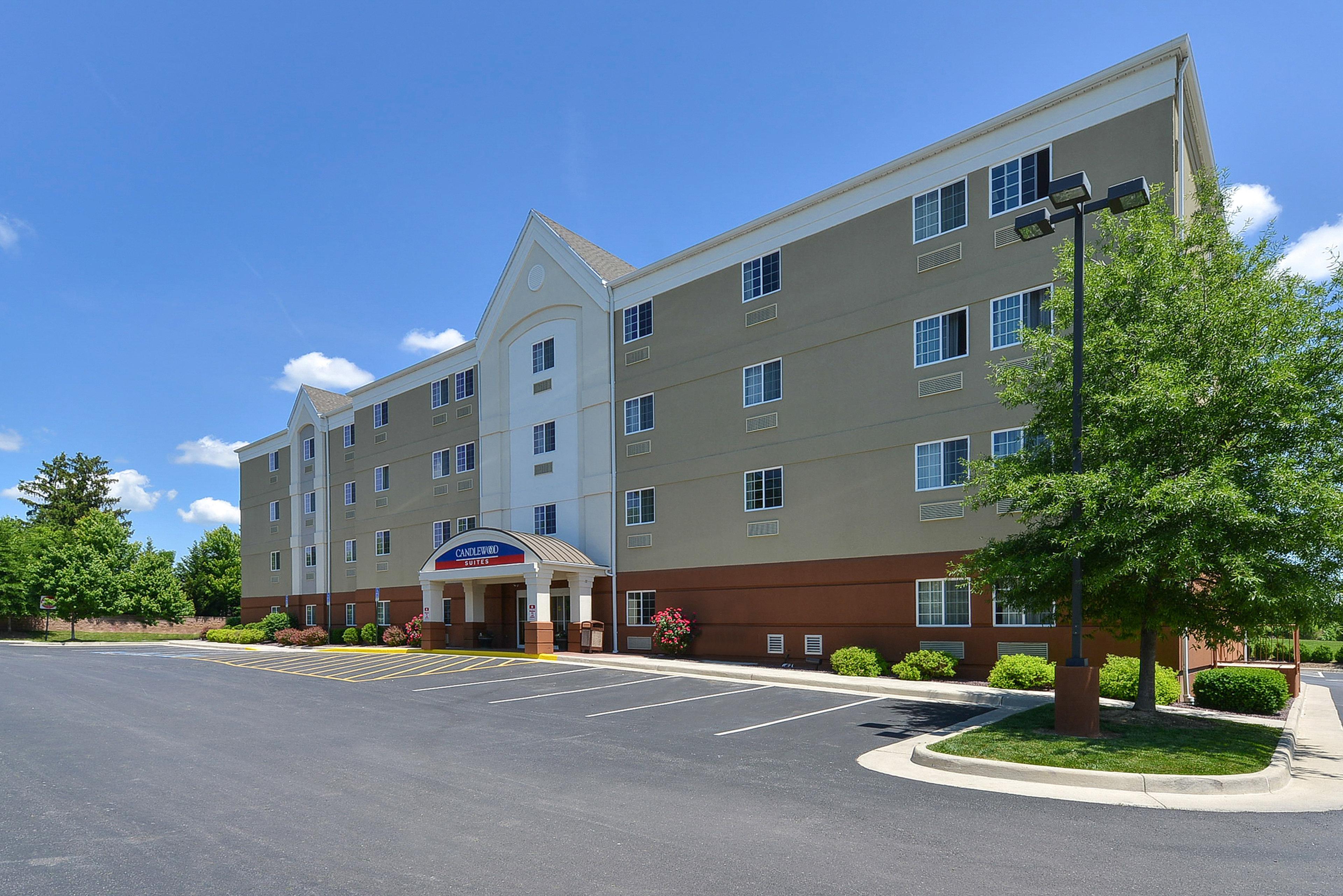 Candlewood Suites Winchester By Ihg Eksteriør billede